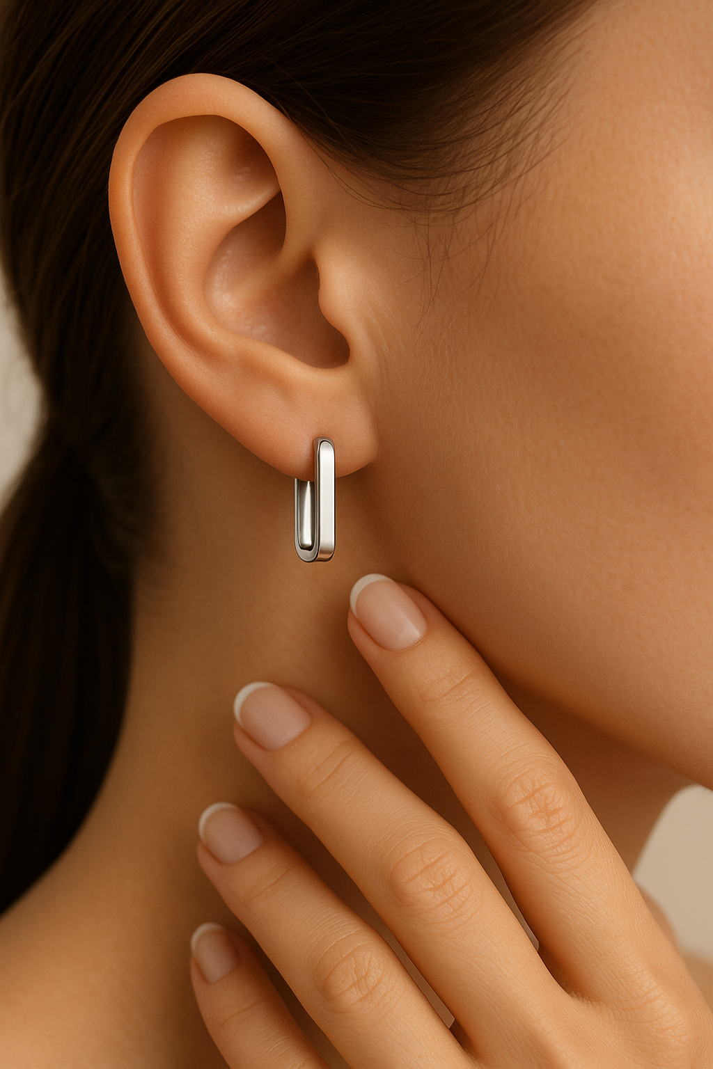 92.5 Silver Sleek Square Hoops