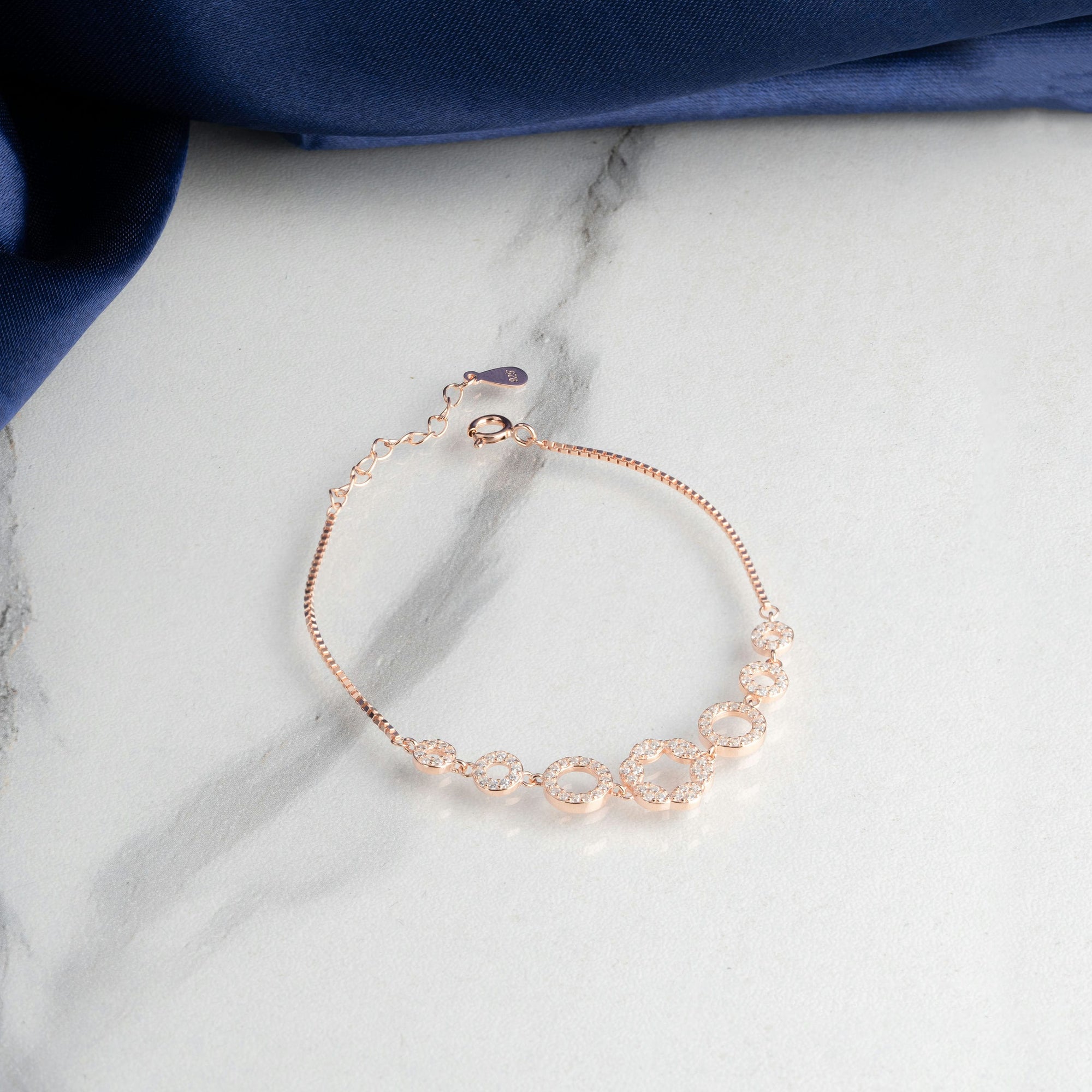 Circle spectrum Rose Gold Bracelet