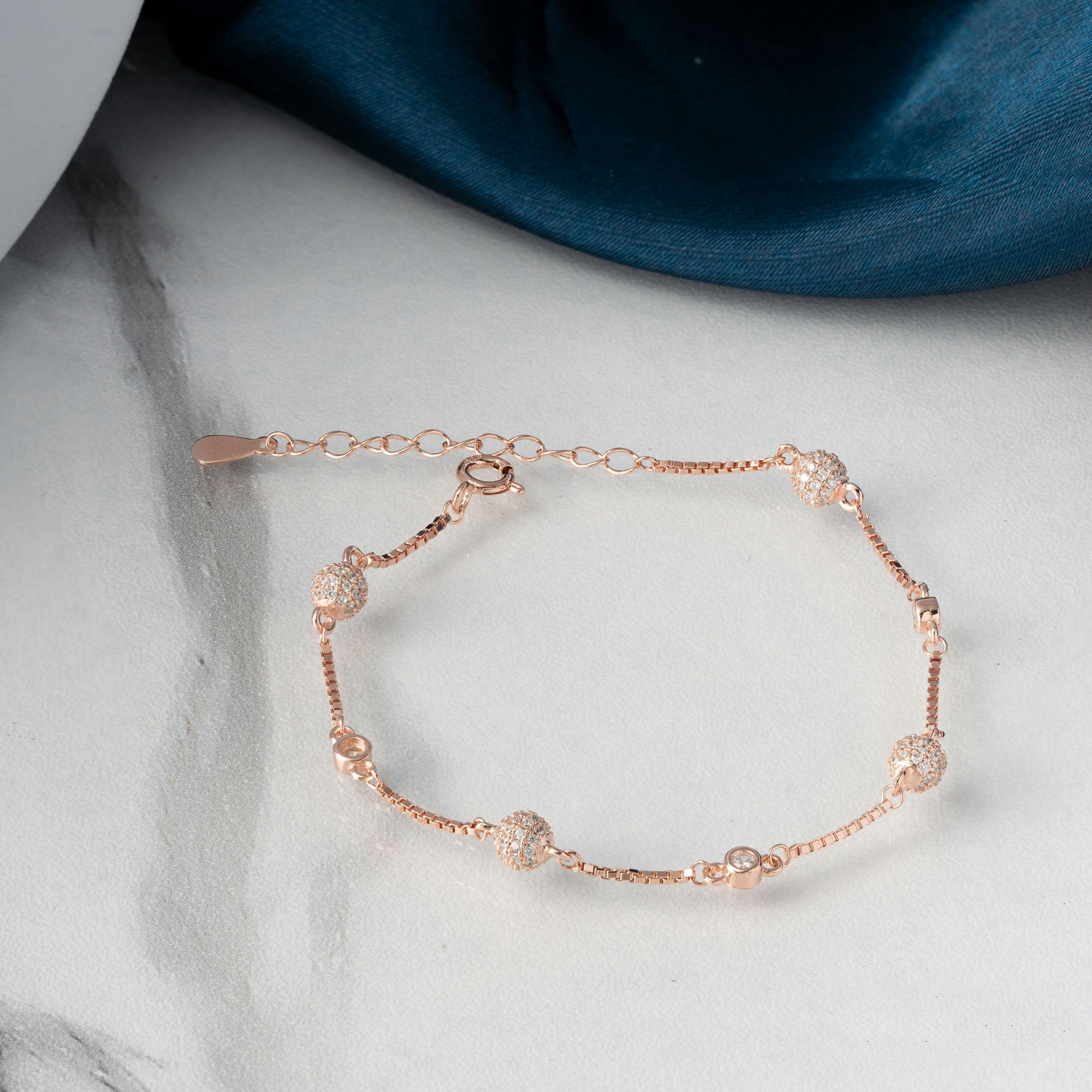 Shimmering Sphere Delight Bracelet