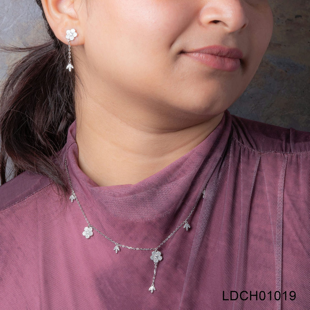 Delicate Leaf and Flower Silver Pendant Necklace Set