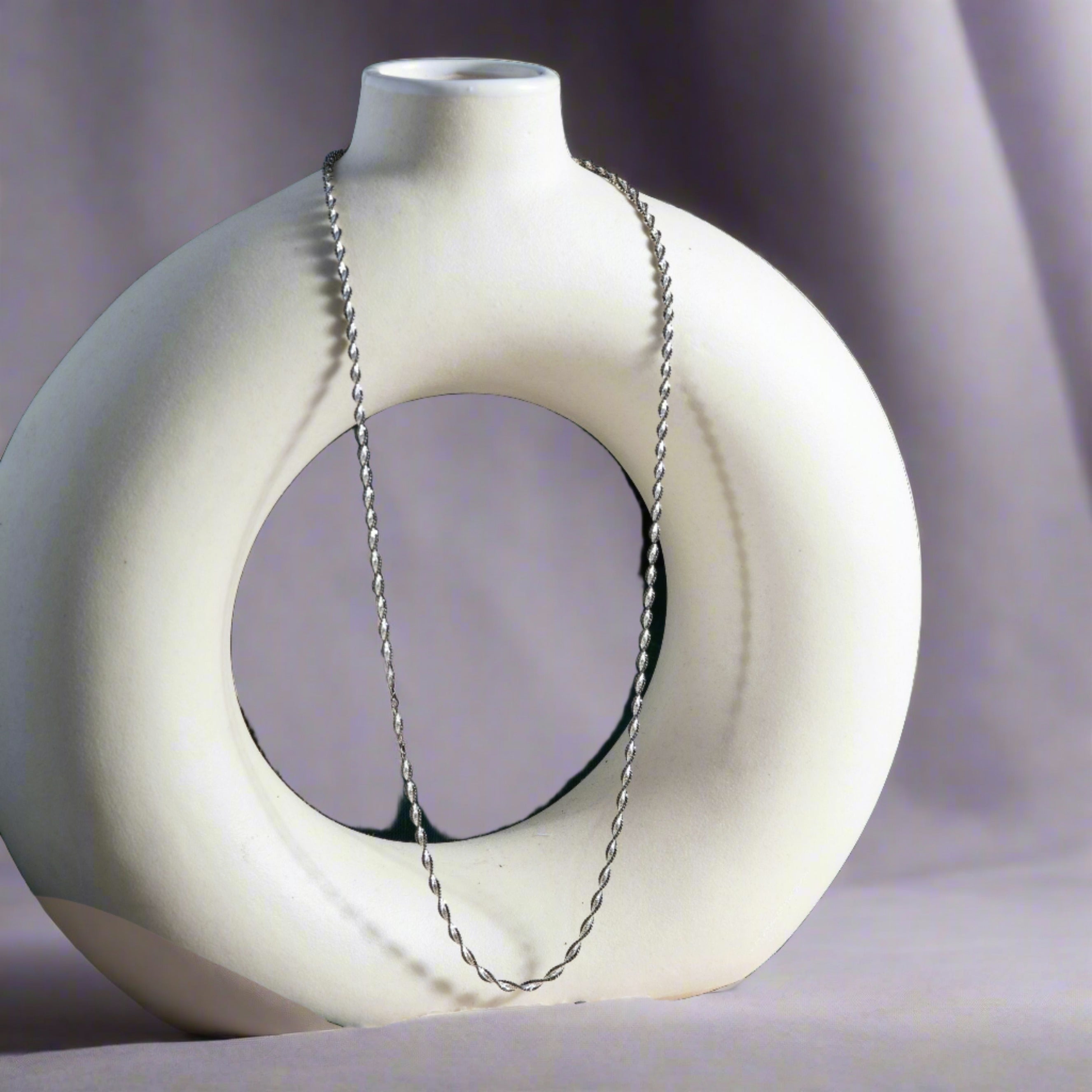 Sleek Shadowline Chain