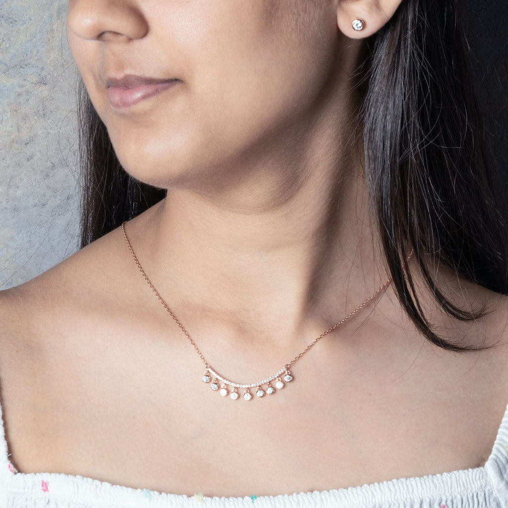 Chic Silver Pendant Necklace Set