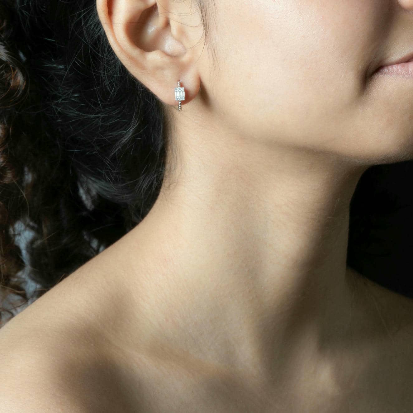 Baugatte Crystal Glow Studs