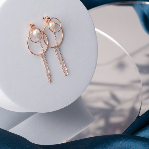 Swirl Pearl Danglers