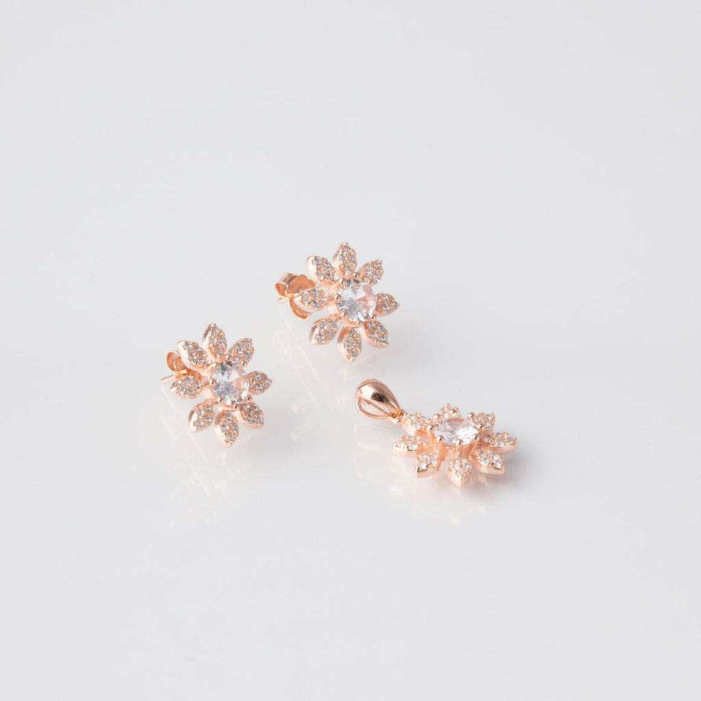 Rose gold plated floral pendant set