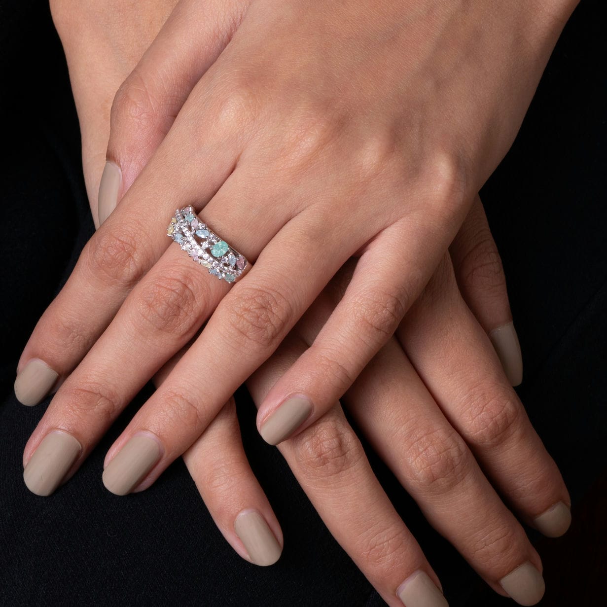 L Diora 925 BIS hallmarked silver band ring – elegant and affordable design, perfect for everyday wear and special occasions. Premium-quality, versatile silver jewelry.