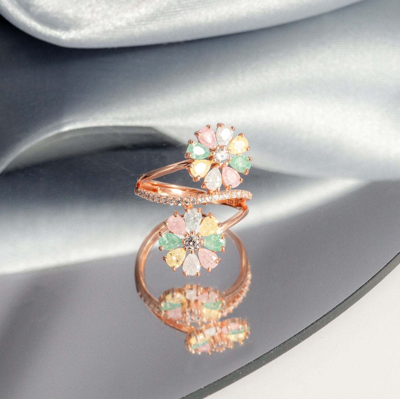 Rose Gold Pastel Flower Motif Delight Ring