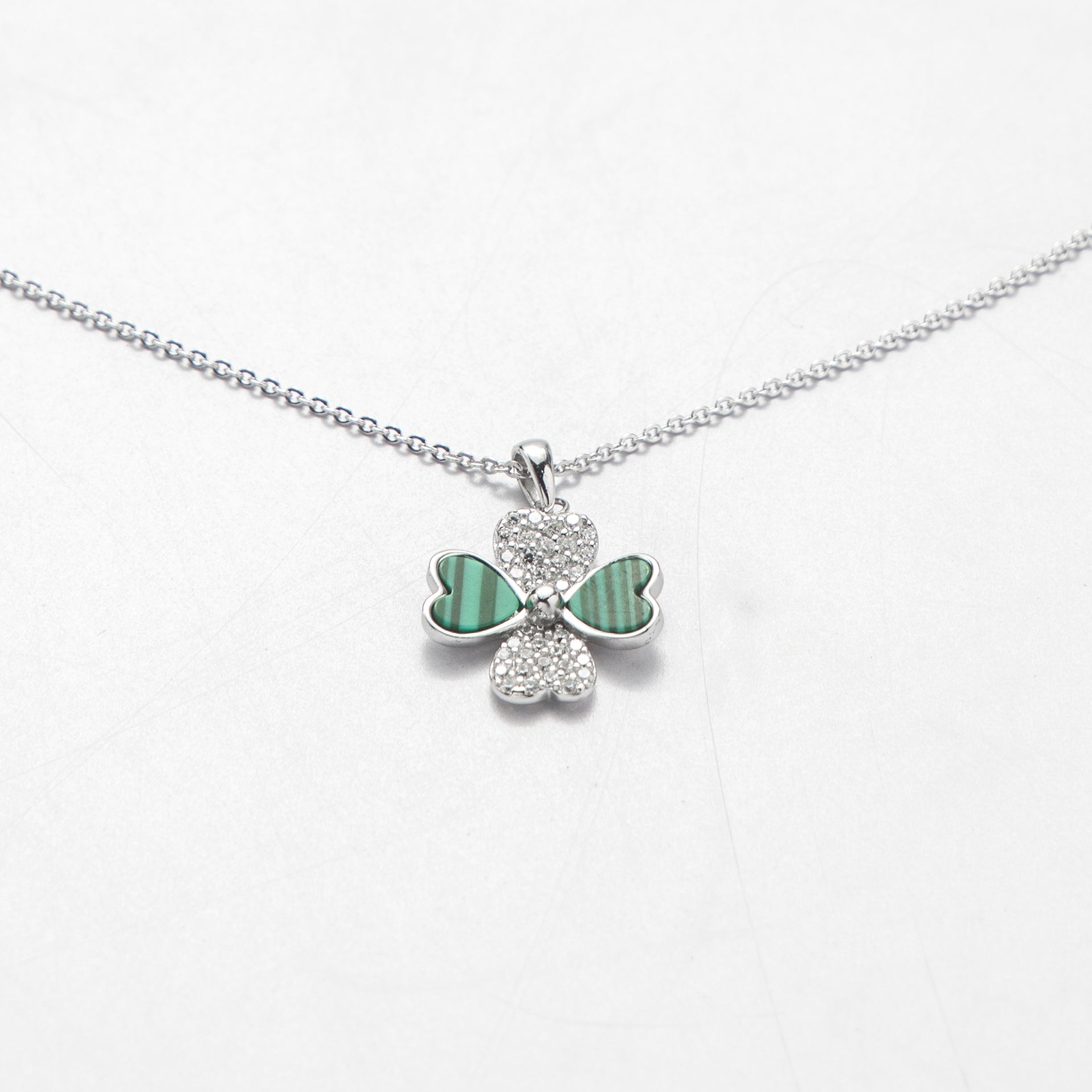 Emerald Heart Romance Pendant Necklace Set