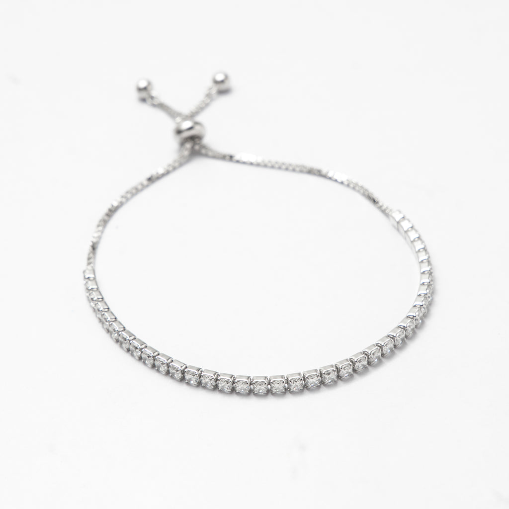 Classic Silver Tennis Bracelet with Brilliant Stones - Chic Sterling Silver Jewelry for Timeless Style