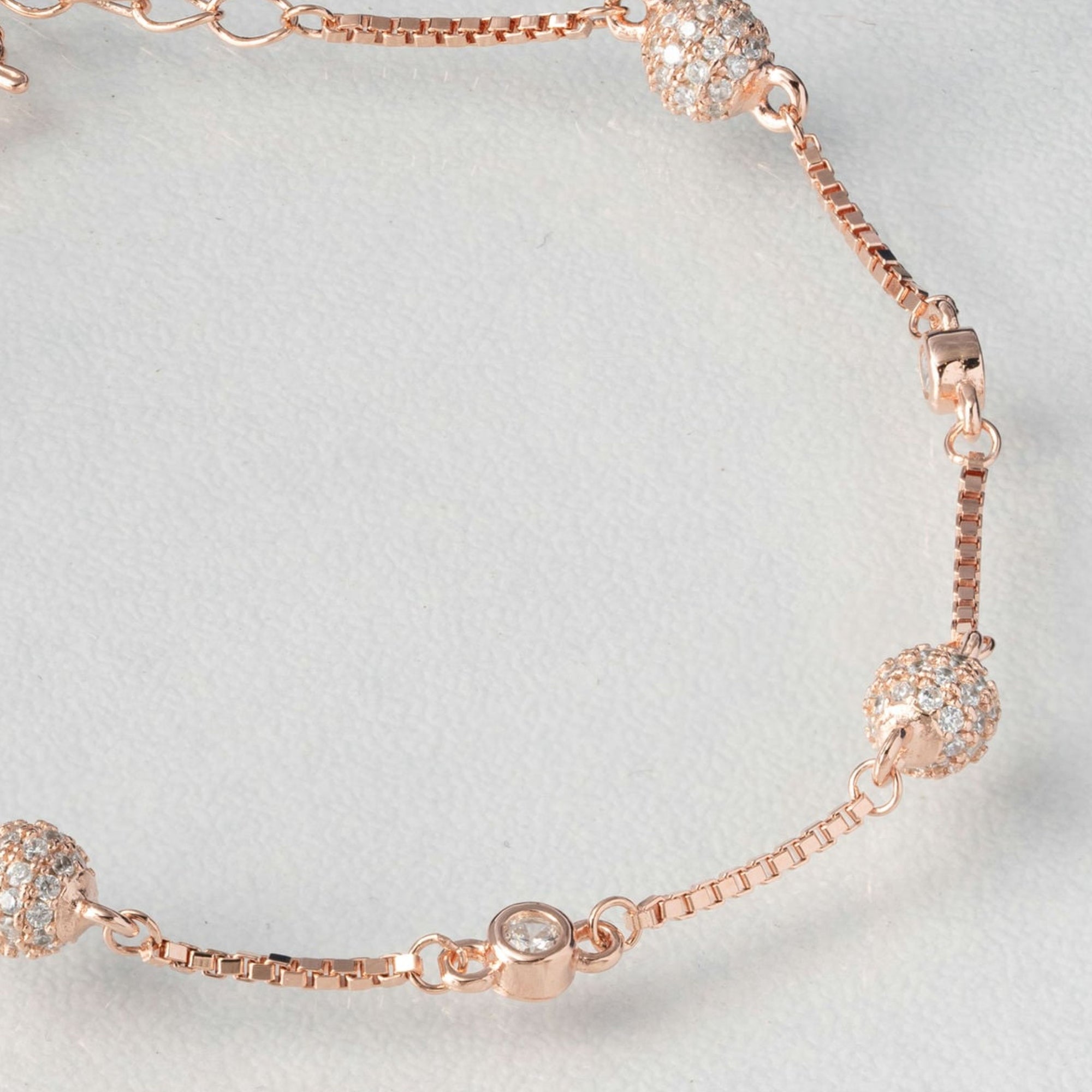 Shimmering Sphere Delight Bracelet