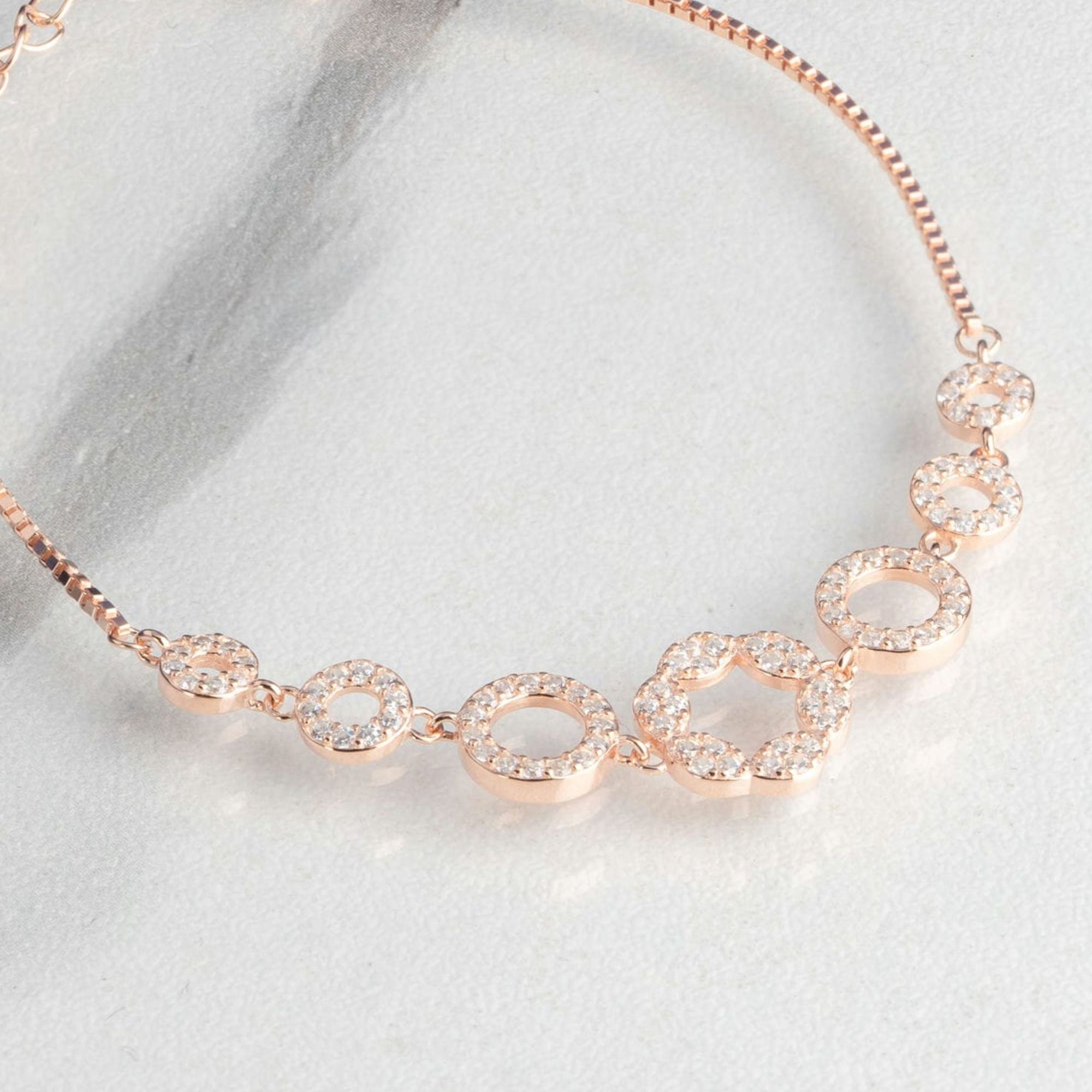 Circle spectrum Rose Gold Bracelet