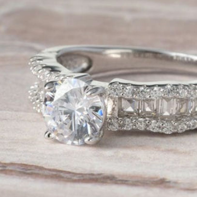 Solitaire Classique CZ Silver Ring